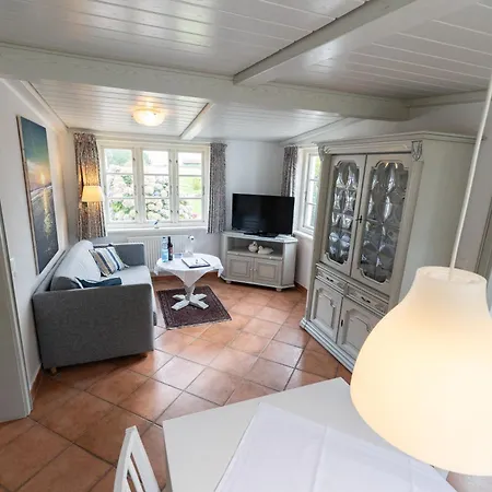 Ξενοδοχείο με διαμερίσματα Haus Amanda