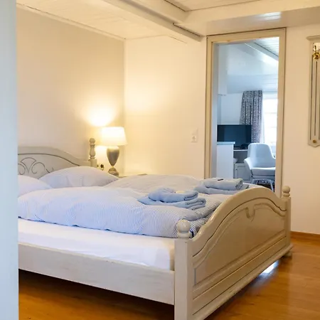 Ξενοδοχείο με διαμερίσματα Haus Amanda