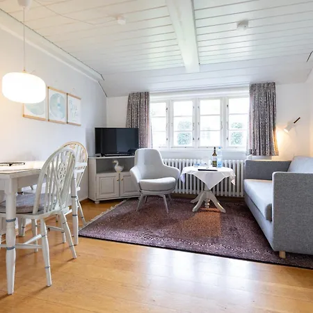 Haus Amanda 3*
