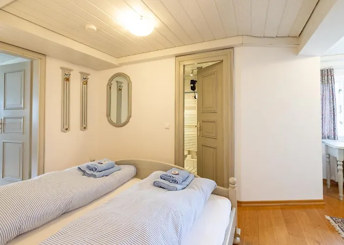 Apart Otel Haus Amanda 3*